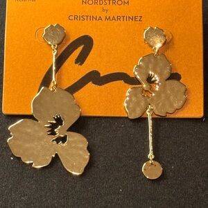 Nordstrom Gold Artistic Asymmetrical Floral Earrings
